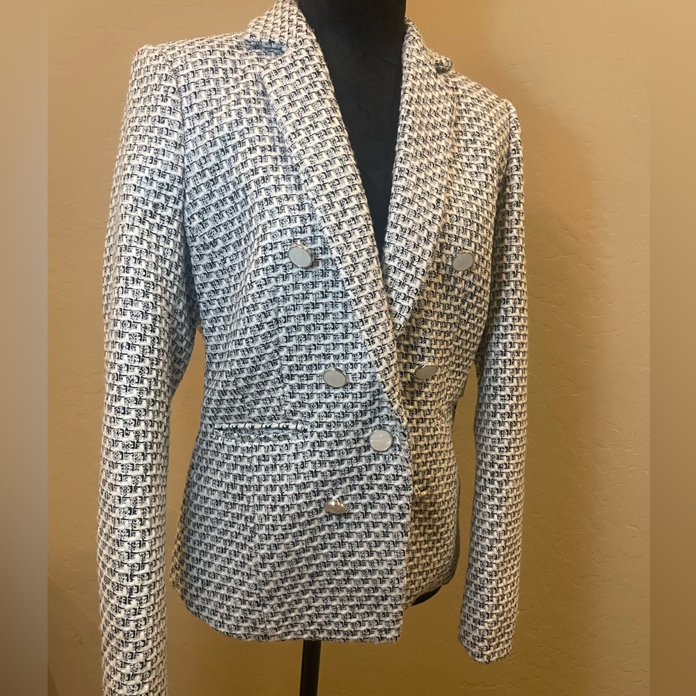 NWT ECRU Black and White Bouclé Tweed Jacket